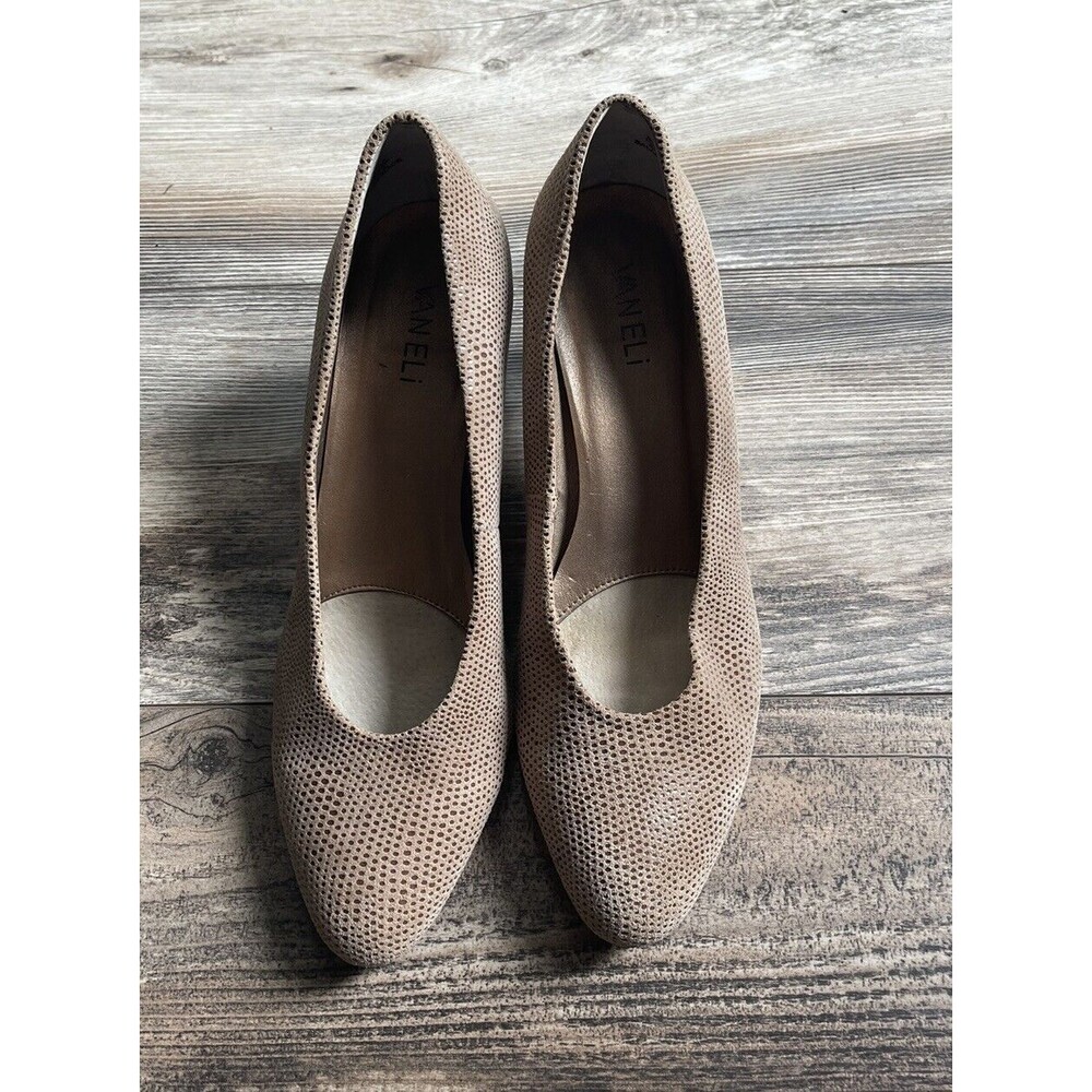 VANELi Women's Astyr Pointed Toe Block Pumps Casual Dress Low Heel Size 9M